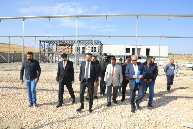 Başkan Şerifoğulları, Kent Genelinde Devam Eden Çalışmaları İnceledi