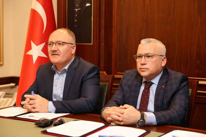 Meslek Lisesi Öğrencilerine Burs Verilecek