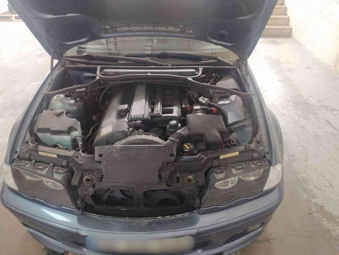 Sarp Sınır Kapısı’nda Oto Yedek Parça Kaçakçılarına Operasyon