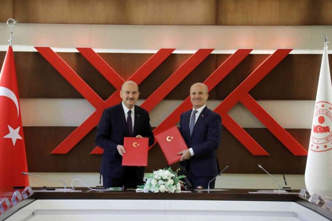 Bakan Soylu: “Muhtarlarımız Kaideli Devletin En Önemli Organlarından Birisidir”