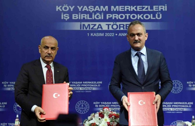 Bakan Özer: “Yıl Sonuna Kadar Türkiye’de Kapalı Hiçbir Köy Okulu Kalmayacak”