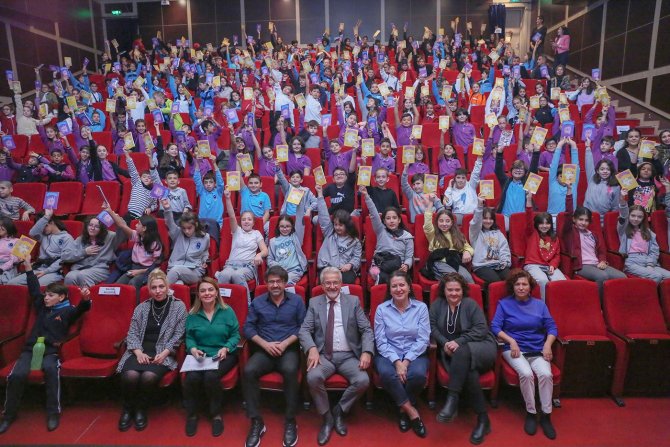 Toprak Işık Çocukların Söyleşi Konuğu Oldu