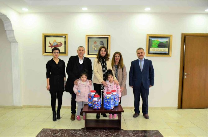 “Sıfır Atık” Projesine Plastik Kapak Desteği