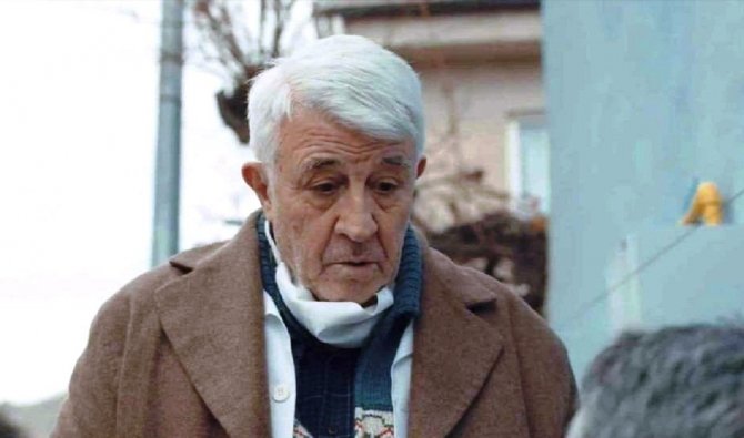 Nuri Gökaşan 54 Yıldır Sahnelerde