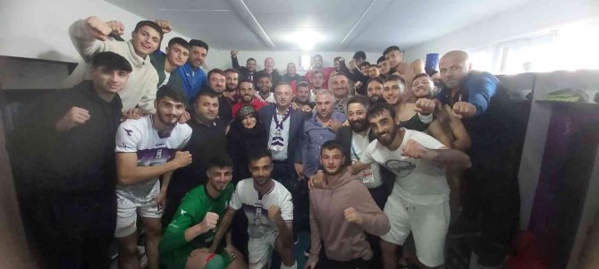 Galibiyet Primi Kulüp Başkanının Annesinden