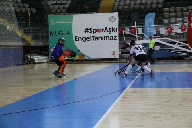 Hokey Kadınlar Salon 1. Lig’i Muğla’da Başladı