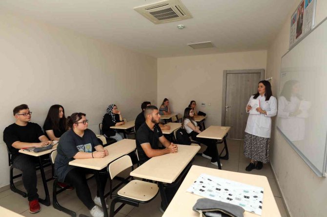 Yenimahalle’de Destek Eğitim Merkezlerine Yoğun İlgi
