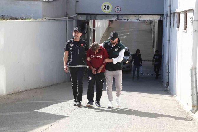 Tişörtünde "Kaçış" Yazılı Torbacı Polisten Kaçamadı