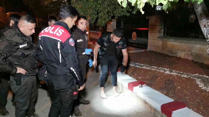 Ayakkabısında Uyuşturucuyla Yakalandı, “Taşımıyorum” Dedi