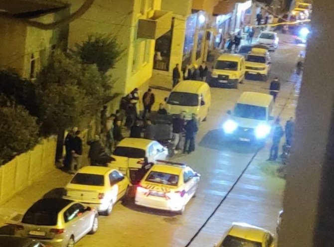 Bandırma’da Silahlı Kavgada 1 Kişi Yaralandı