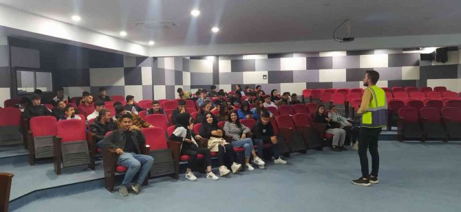 Batman’da Meslek Lisesi Öğrencilerine İş Sağlığı Eğitimi