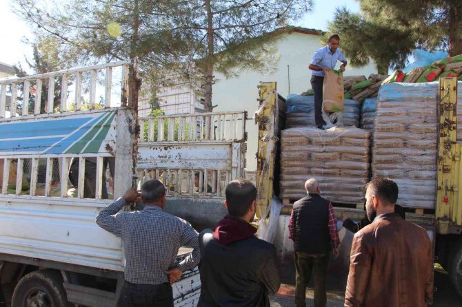 Batman’da Kadın Çiftçilere 30 Ton Buğday Tohumu Dağıtıldı