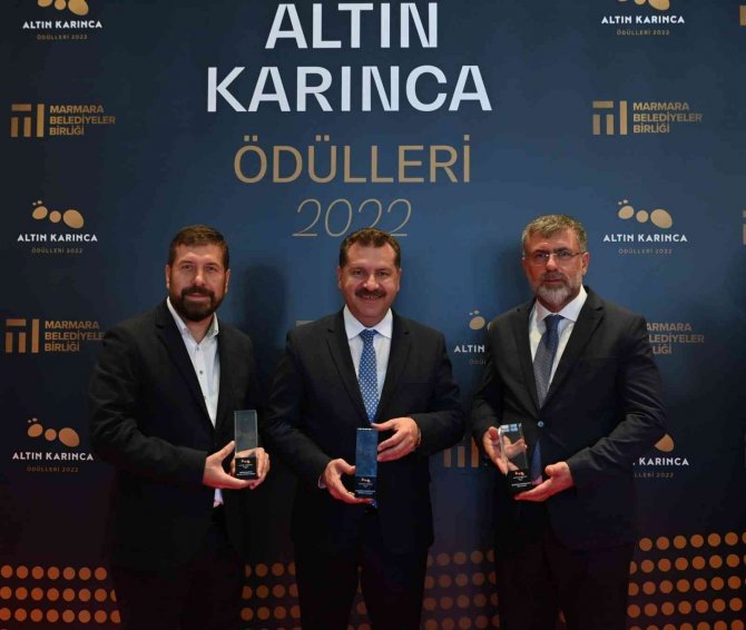 Altın Karınca’da Sındırgı Ödül Aldı