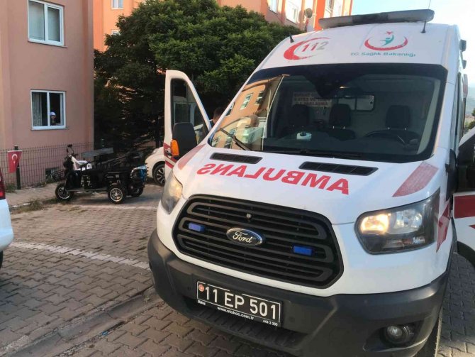 Bilecik’te Seyir Halindeki Elektrikli Motosikletin Devrilmesi Sonucu Sürücü Yaralandı