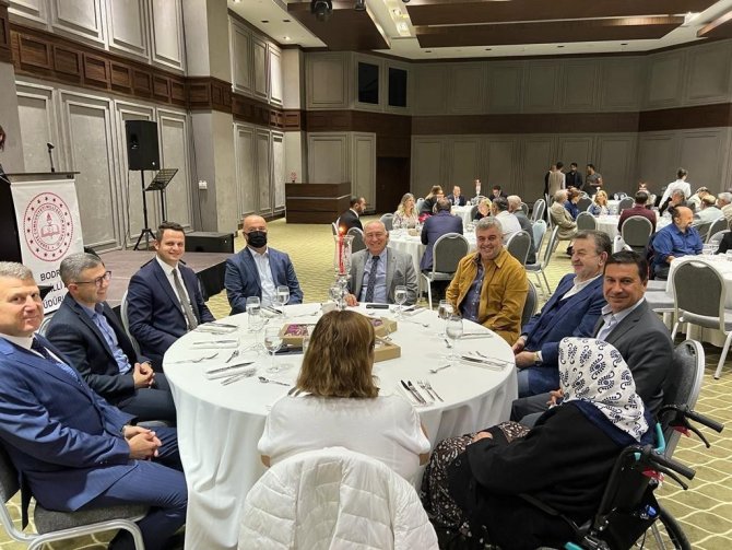 Muğla Milli Eğitim, Bodrum’da Okul Yaptıran Hayırseverlere Vefa Yemeği Düzenledi