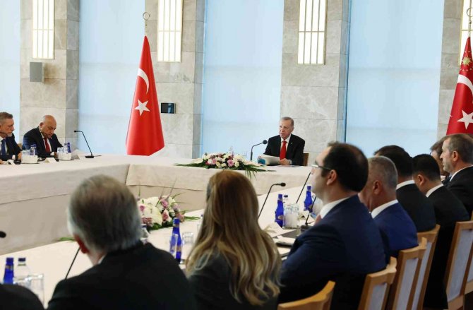 Cumhurbaşkanı Erdoğan, Tff Başkanı Büyükekşi’yi Kabul Etti