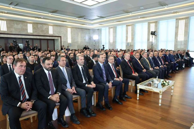 Cumhurbaşkanı Erdoğan "Şut Ve Gol: Türk Futbol Tarihi" Sergisinin Açılışını Yaptı