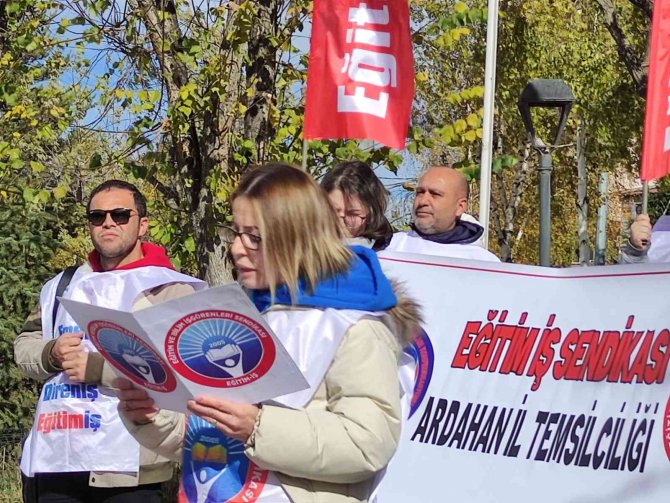 Eğitim-i̇ş’ten Öğretmenlik Meslek Kanunu Açıklaması