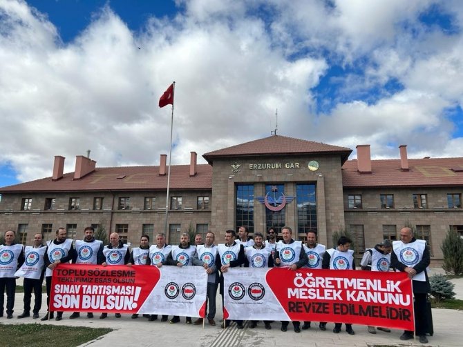 Eğitim Bir Sen Üyeleri Meslek Kanununun İyileştirilmesini İstiyor