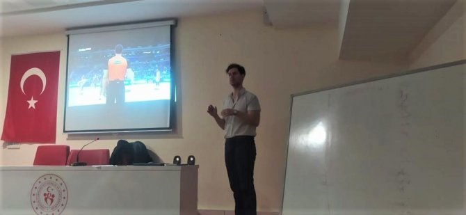 Eskişehir Basketbol İ̇l Temsilciliği Yeni Sezon Öncesi Kural Değişikliklerini Anlattı