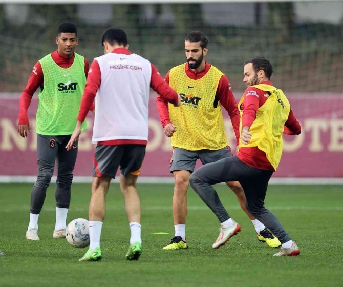 Galatasaray, Beşiktaş Maçı Hazırlıklarını Sürdürdü