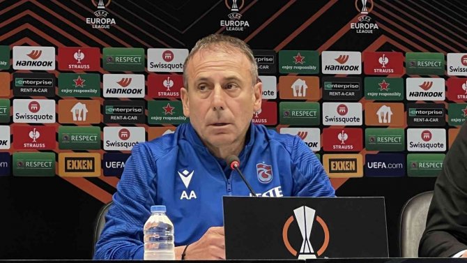 Abdullah Avcı: "Öncelikle Ferencvaros Maçını Cebimize Koyup 9 Puana Ulaşmak İstiyoruz"