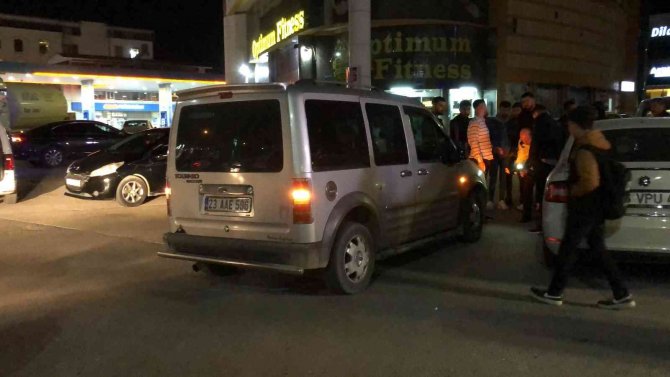 Elazığ’da Aracın Çarptığı Bisikletli Yaralandı