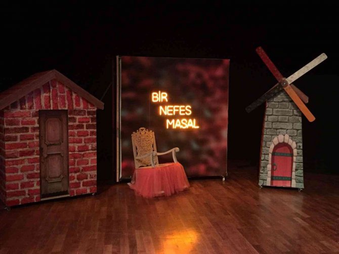 ‘Bir Nefes Masal’, Kbt Sahnesinde