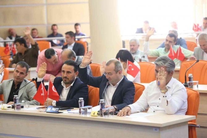 Kepez Belediye Meclisinde İlk Yaşandı