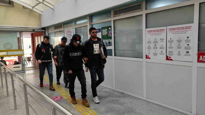 Havaya Ateş Edip O Anları Sosyal Medyada Paylaştılar