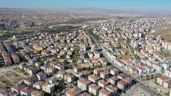 Güzelyurt Mahallesinde Sıcak Asfalt Serim Tamamlandı