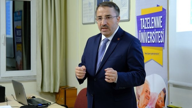 Sivas Cumhuriyet Üniversitesi’nde “Tazelenme Üniversitesi” Açıldı