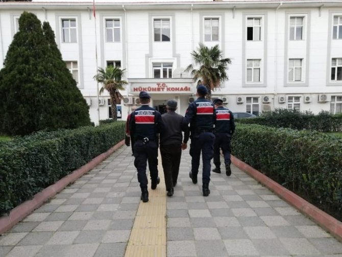 Sinop’ta Aranan 4 Hırsızlık Şüphelisi Tutuklandı