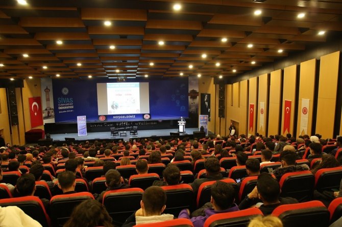 Scü’de "Kariyer Söyleşileri" Adlı Program Düzenlendi