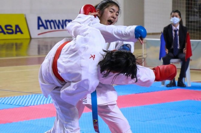 Sivas’ta Karate Rüzgarı Esecek