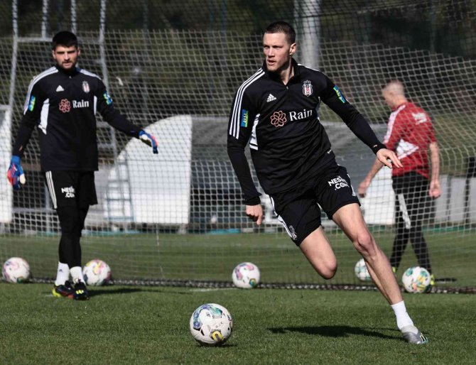 Beşiktaş, Derbi Hazırlıklarını Sürdürdü