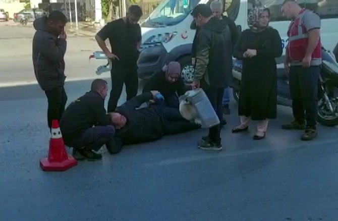Sultanbeyli’de Refüje Çarpan Motosikletli Yaralandı