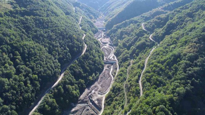 Dsi̇’den Ezine Çay’ında Hümmalı Çalışma