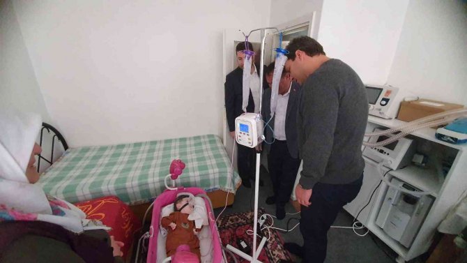 Ertuğrul Sağlam Sma Hastası Yunus Emre’yi Evinde Ziyaret Etti