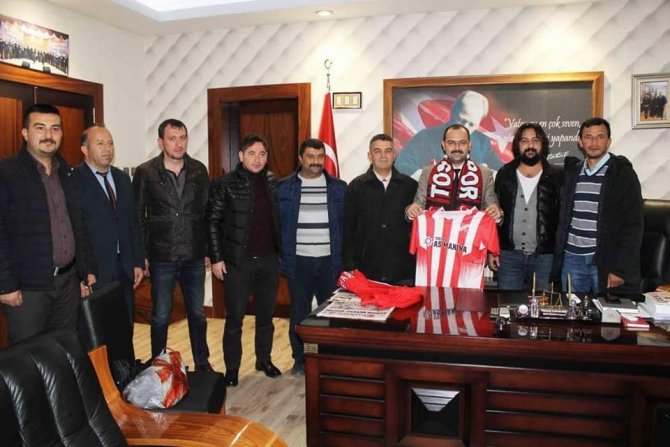Başkan Kavaklıgil Futbolu Bıraktı