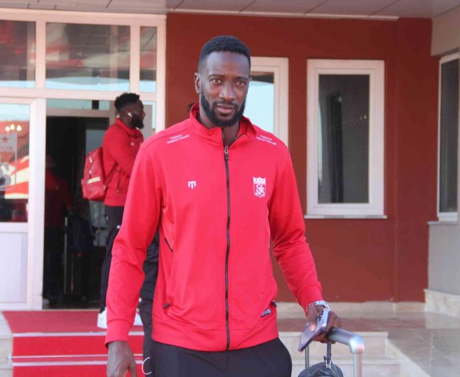 Sivasspor, Slavia Prag Maçı İçin Prag’a Gitti