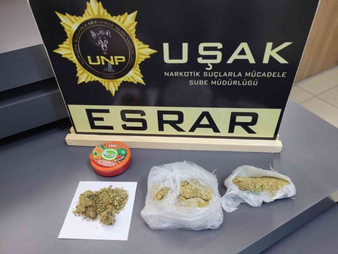 Uşak’ta 4 Uyuşturucu Taciri Tutuklandı