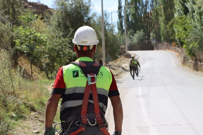 Vedaş’tan Bahçesaray’a 5 Milyon Tl’lik Yatırım