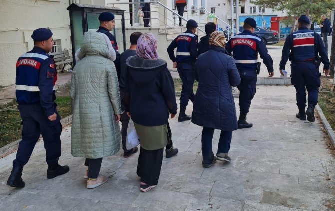Yunanistan Ve Bulgaristan’a Kaçmaya Çalışan 77 Terör Örgütü Üyesi Tutuklandı