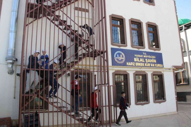 Yozgat’ta Deprem Tatbikatı Yapıldı