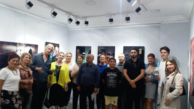 Alman Sokak Fotoğrafçısı Adana’da Sergi Açtı