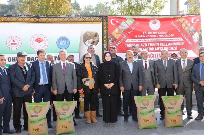 Akyurt’ta 30 Ton Tohum Çiftçilere Emanet