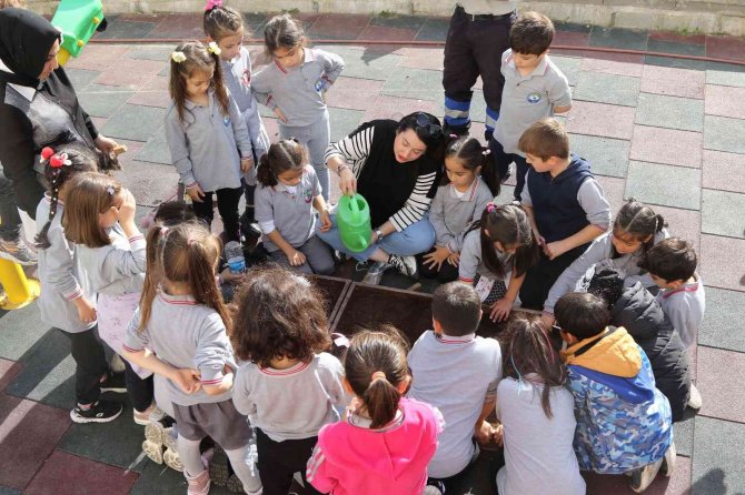 Atakum’da Minik Eller Toprakla Buluşuyor