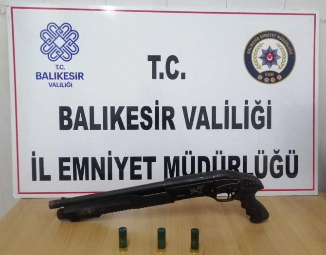 Balıkesir’de Gözaltına Alınan 157 Şahıstan 81’i Tutuklandı