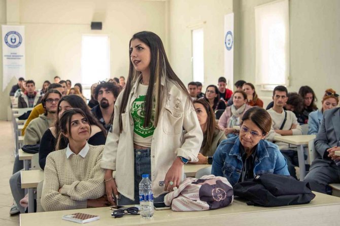 Başkan Günel, Üniversiteli Öğrencilerle Bir Araya Geldi